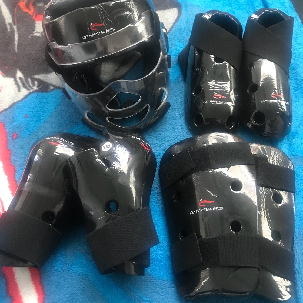 YOUTH kc martial arts sparring gear